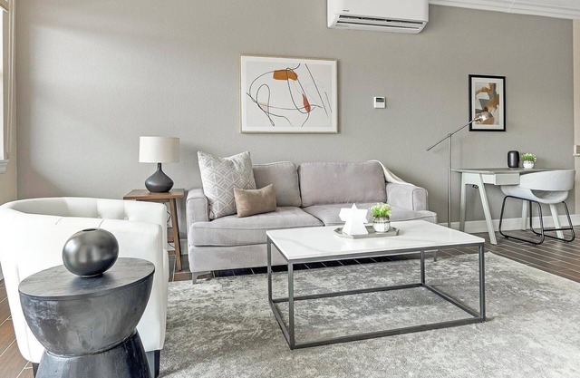 Landing at Johnstown Plaza - 1 Bedroom in Johns...