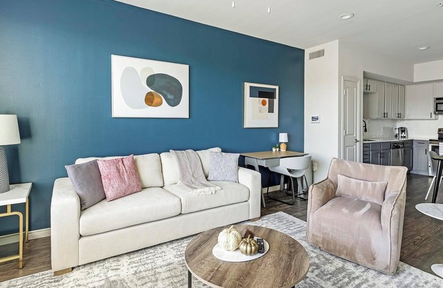 Landing at Lofts at Sylvan Thirty - 1 Bedroom i...
