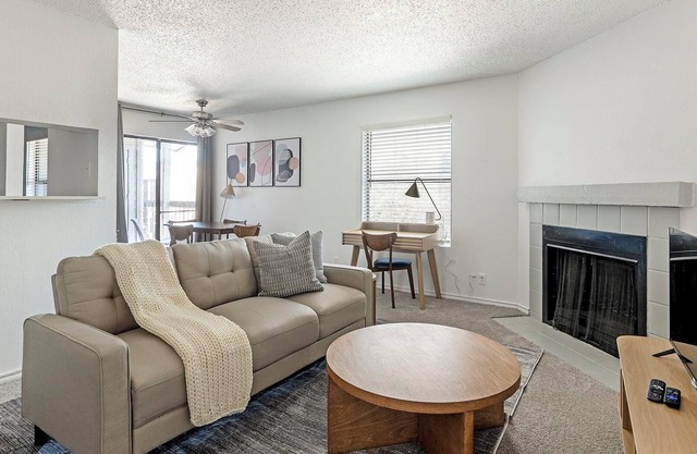 Landing at Mueller Flats - 2 Bedrooms in Windso...