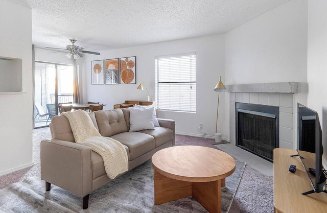 Landing at Mueller Flats - 2 Bedrooms in Windso...