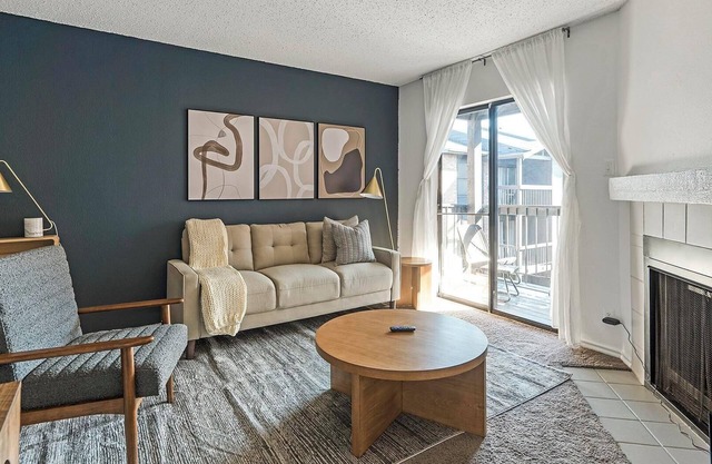 Landing at Mueller Flats - 1 Bedroom in Windsor...