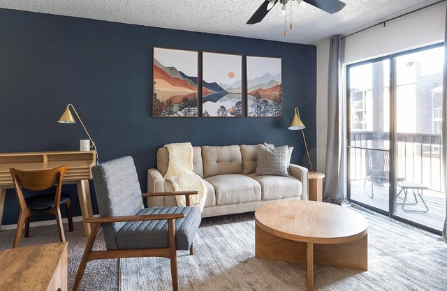 Landing at Mueller Flats - 1 Bedroom in Windsor...