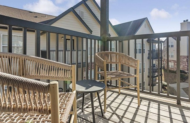 Landing at Park at Mission Hills - 2 Bedrooms in Broken Arrow