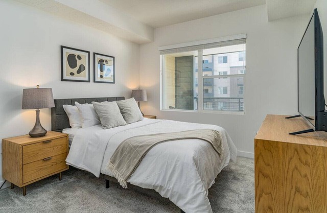 Landing at Rockpoint - 1 Bedroom in Independence At The Point
