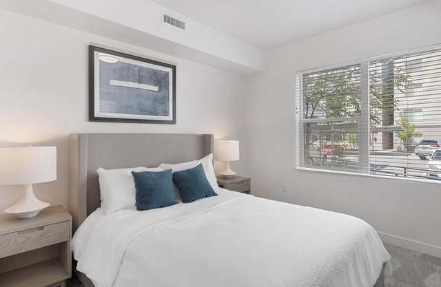 Landing at Rockpoint - 2 Bedrooms in Independence At The Point