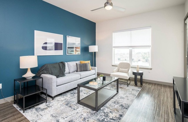 Landing at Seascape Pointe - 3 Bedrooms in Home...