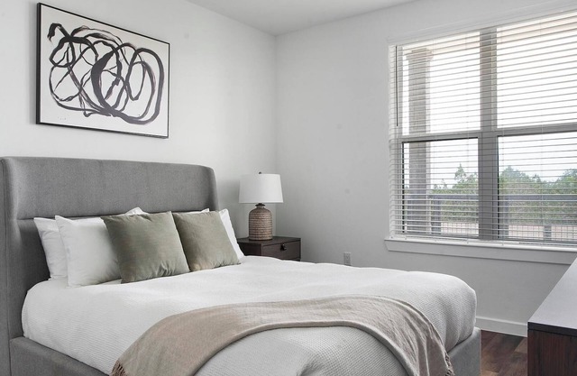 Landing at The Artesian at Bee Cave - 1 Bedroom...