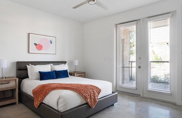 Landing at The Artesian at Bee Cave - 1 Bedroom...