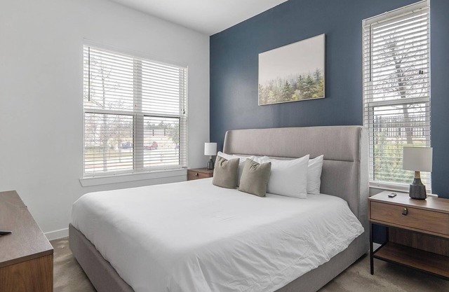 Landing at The Artesian at Bee Cave - 2 Bedroom...