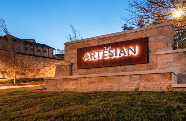 Landing at The Artesian at Bee Cave - 1 Bedroom...
