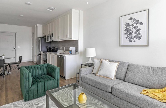 Landing at The Gallery - 1 Bedroom in West Hunt...