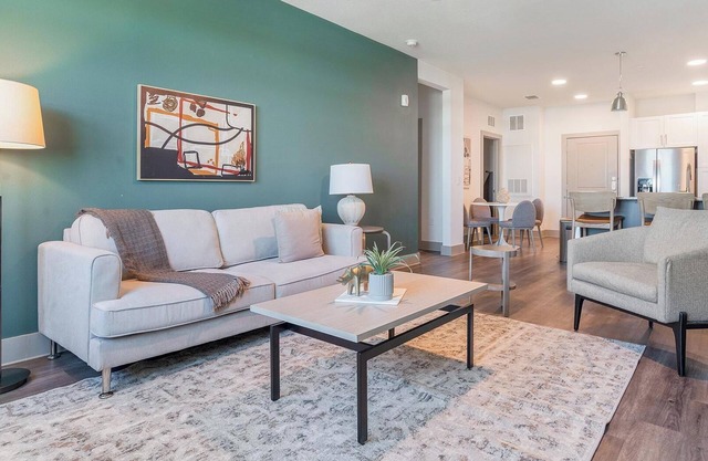 Landing at The Henry Luxury Apartments - 2 Bedr...