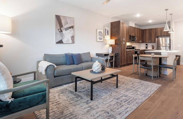 Landing at The Virginia - 1 Bedroom in Seguin