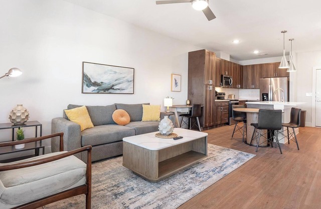 Landing at The Virginia - 1 Bedroom in Seguin