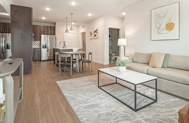 Landing at The Virginia - 2 Bedrooms in Seguin