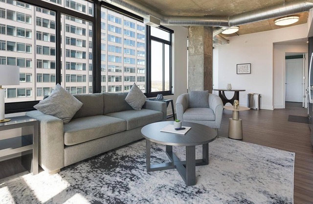 Landing at Three Collective - 2 Bedrooms in Fal...