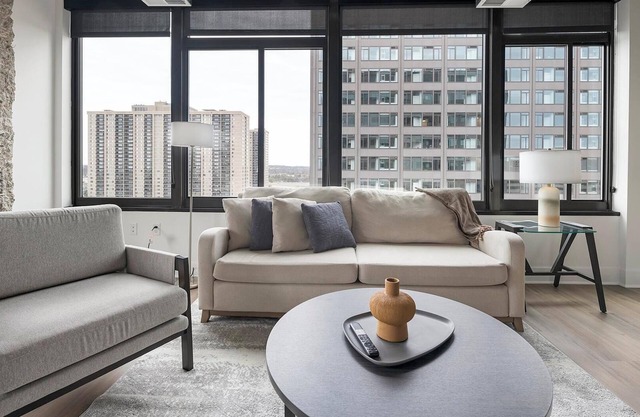 Landing at Three Collective - 2 Bedrooms in Fal...