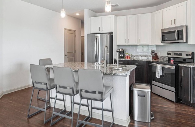 Landing at Vantage - 2 Bedrooms in Hancock