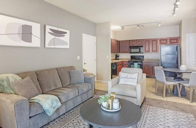 Landing at Sonata - 1 Bedroom in Downtown North...