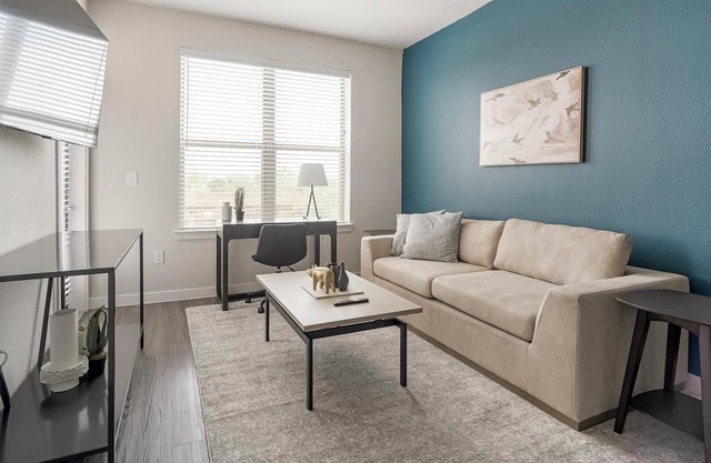 Landing | Beautiful 1BD, Clubhouse, Gym
