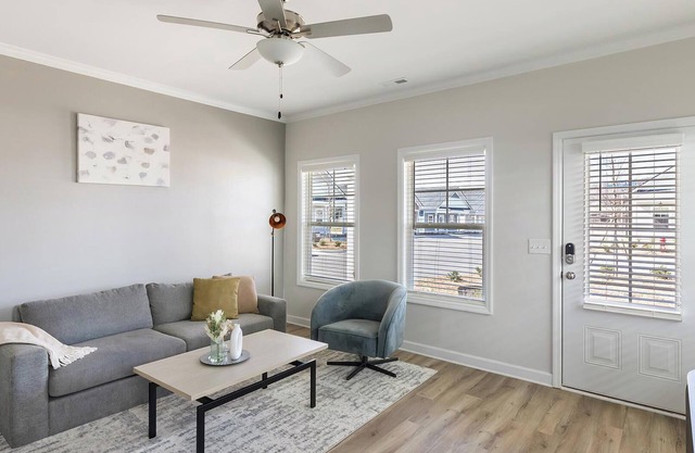Landing | Modern 1BD, Pool, Clubhouse