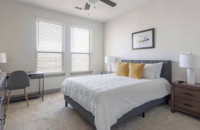 Landing | Modern 1BD, Clubhouse, Courtyard