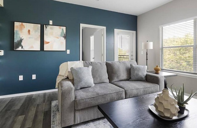 Landing | Modern 1BD, Pool, Clubhouse