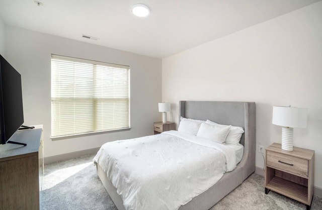 Landing | Stunning 1BD, Clubhouse, Pool