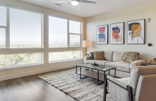 Landing at High Line Pointe - 2 Bedrooms in Ind...