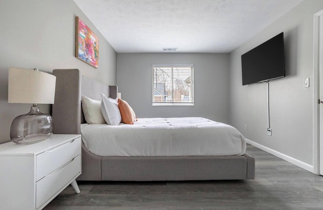 Landing at Riverbend - 2 Bedrooms in Castleton