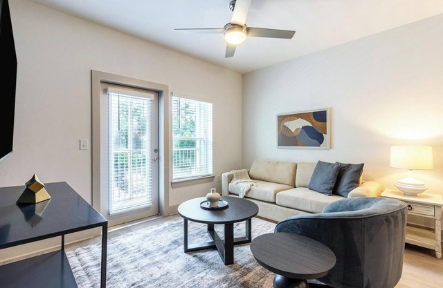 Landing | Incredible 1BD, Pool, Gym