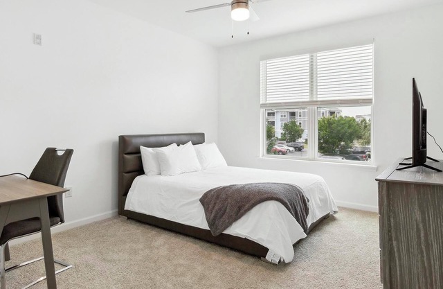 Landing | Stylish 1BD, Pool, Yoga Studio