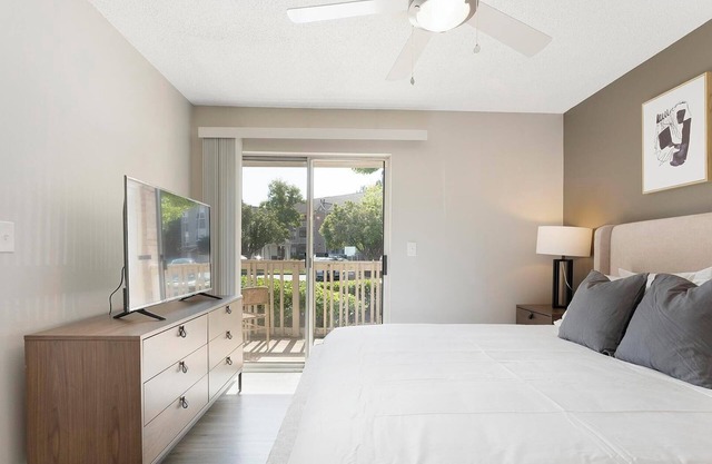 Landing | Incredible 1BD in Denton