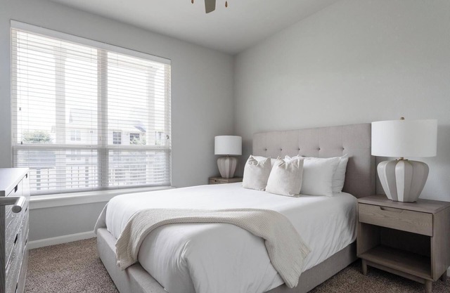 Landing at The Green at Plum Creek - 1 Bedroom ...