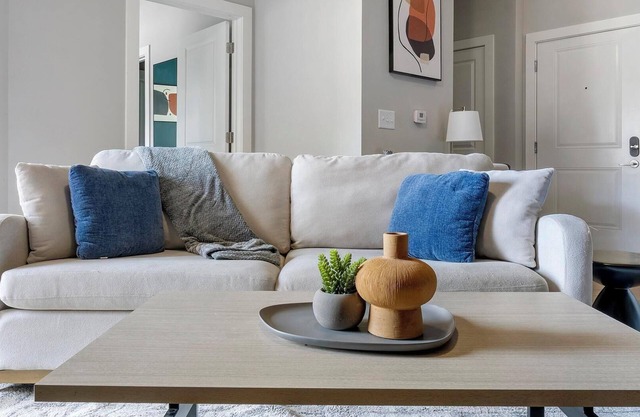 Landing | Amazing 1BD, Gym, Rooftop Lounge