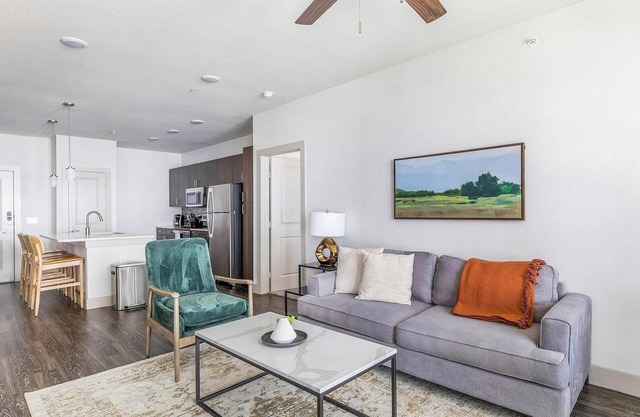 Landing | Incredible 2BD, Pool, Gym
