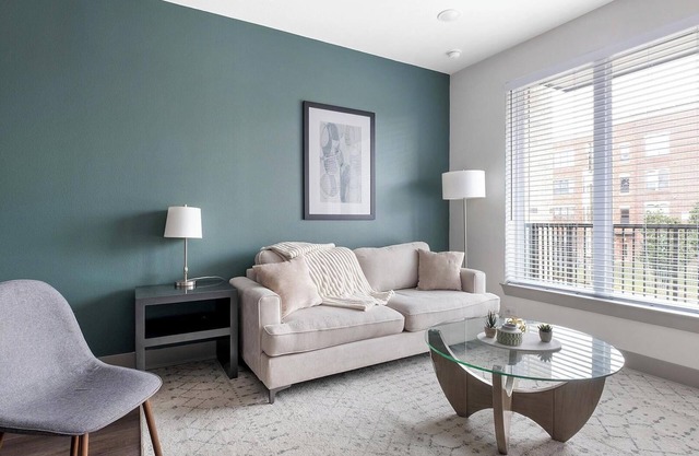 Landing at The Briarly - 2 Bedrooms in Westside