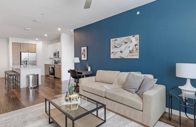 Landing | Stylish 2BD, Pool, Gym