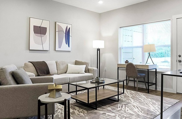 Landing | Spectacular 1BD, Courtyard, Clubhouse