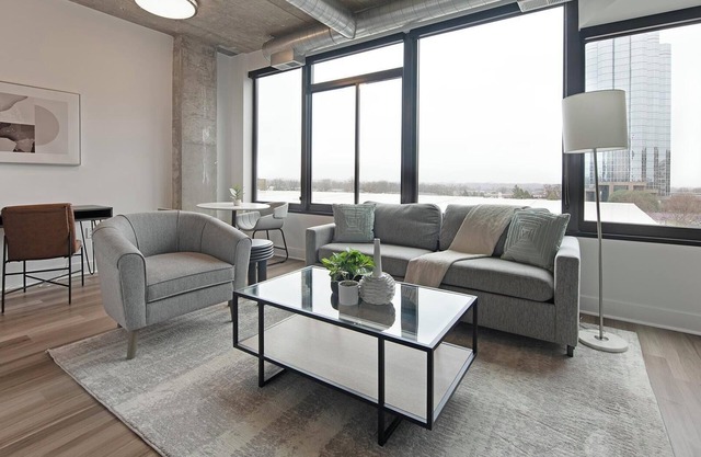 Landing | Beautiful 1BD, Gym, Game Room