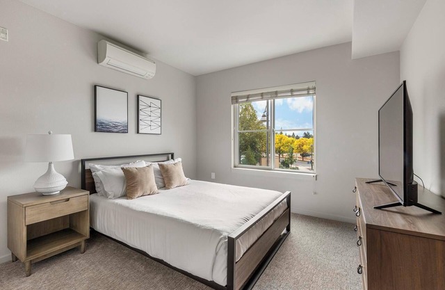Landing at Yacht Harbor Club - 2 Bedrooms in Ha...