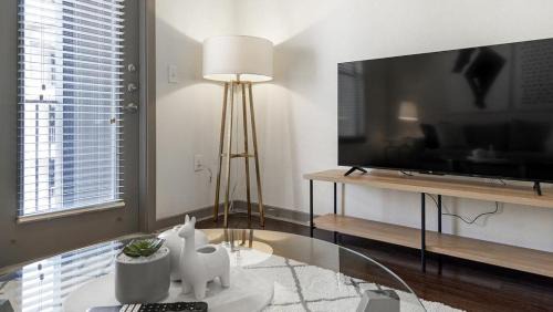 Landing Modern Apartment with Amazing Amenities (ID5987X04)