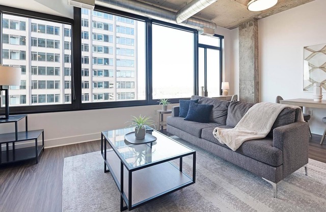 Landing | Spectacular 1BD, Gym, Game Room