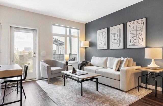 Landing at Vanguard - 1 Bedroom in Newberry