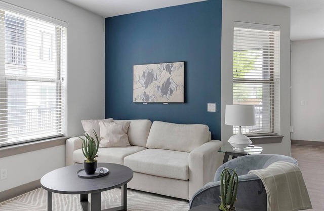 Landing | Chic 2BD, Gym, Pool