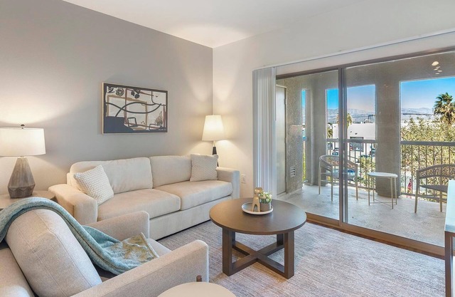 Landing at Sonata - 1 Bedroom in Downtown North...