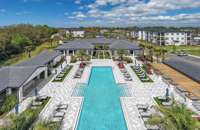 Landing | Incredible 1BD, Pool, Clubhouse