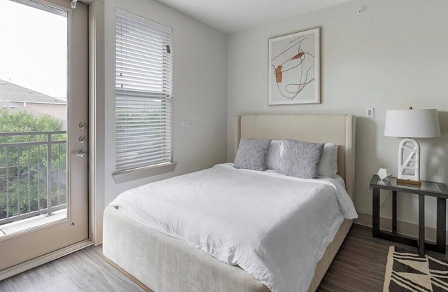 Landing | Stunning Studio, Gym, Pool