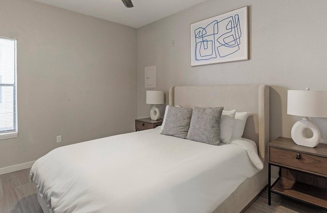 Landing | Stylish 1BD, Pool, Courtyard