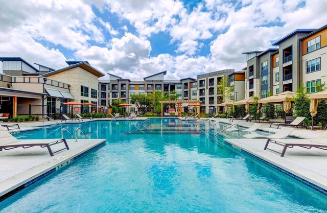 Landing | Stylish 1BD, Clubhouse, Game Room